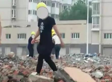 78岁老人被强制抓进看守所,73岁老人被刑事拘留取保候审