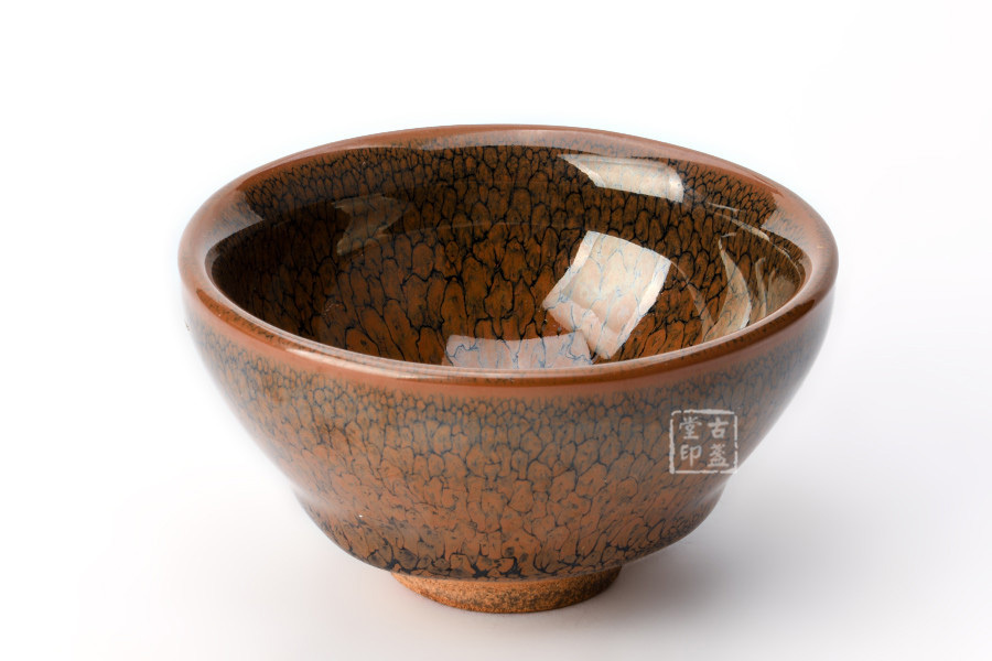 为什么说泡茶用紫砂喝茶用建盏,喝茶必须有一个建盏吗