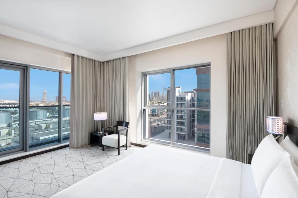 迪拜朱美拉棕榈岛希尔顿酒店,迪拜朱美拉凯悦嘉轩酒店