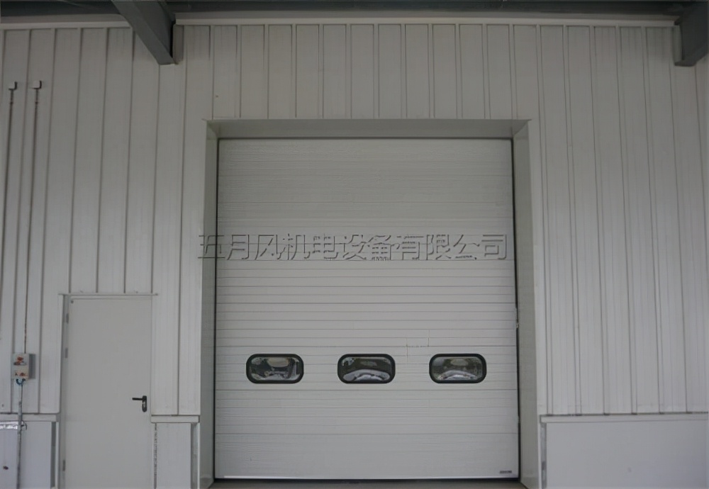 堆积式快速卷帘门设计,pvc快速卷帘门的设计原理结构