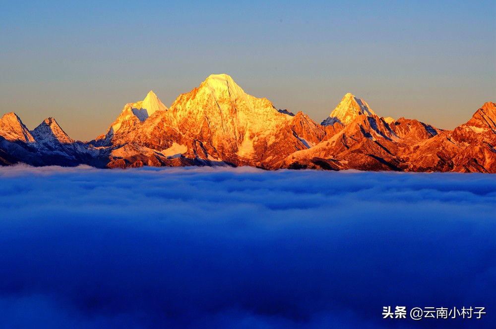 玛娜茶金观景点,玛娜茶金观景台旅游攻略