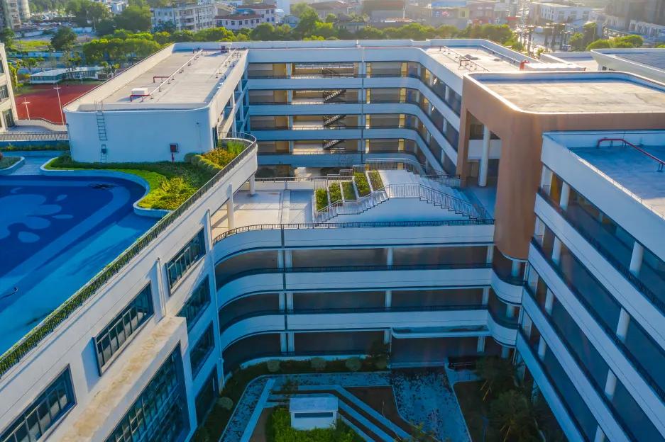 绿城实验学校,开学了学校