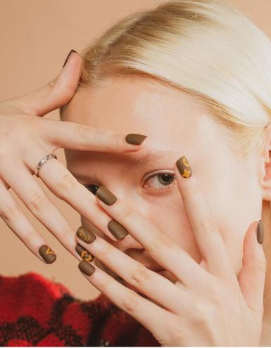 做美甲对孕妇有危害吗,好看的美甲款式超级闪视频