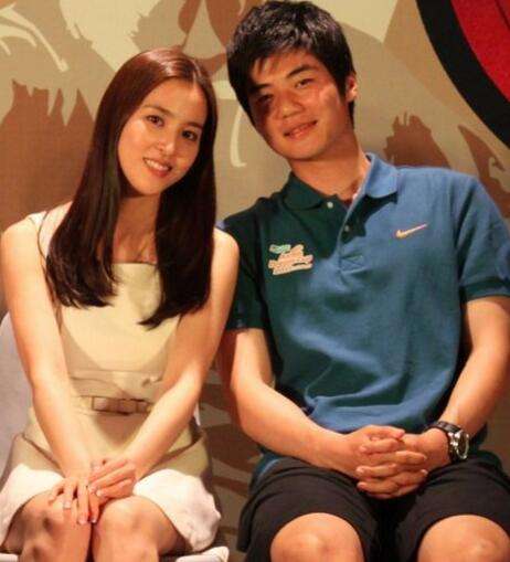 巴西足球太太团大比拼,国足太太团颜值大比拼合照