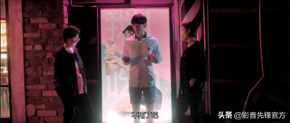 “我可以骚，她不能扰”，这短剧太大胆了