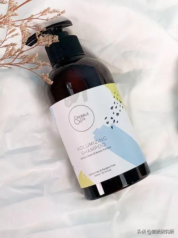 教你如何选择好用的洗发水,哪种洗发水最好用又能滋润