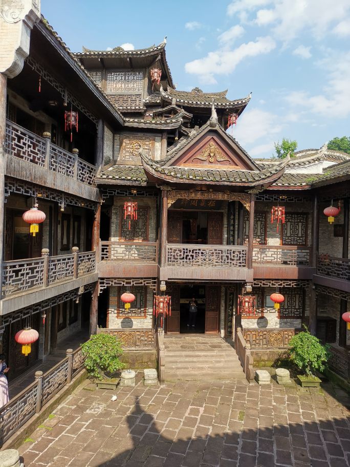 读你千遍不如一见,读你千遍不如见你一面