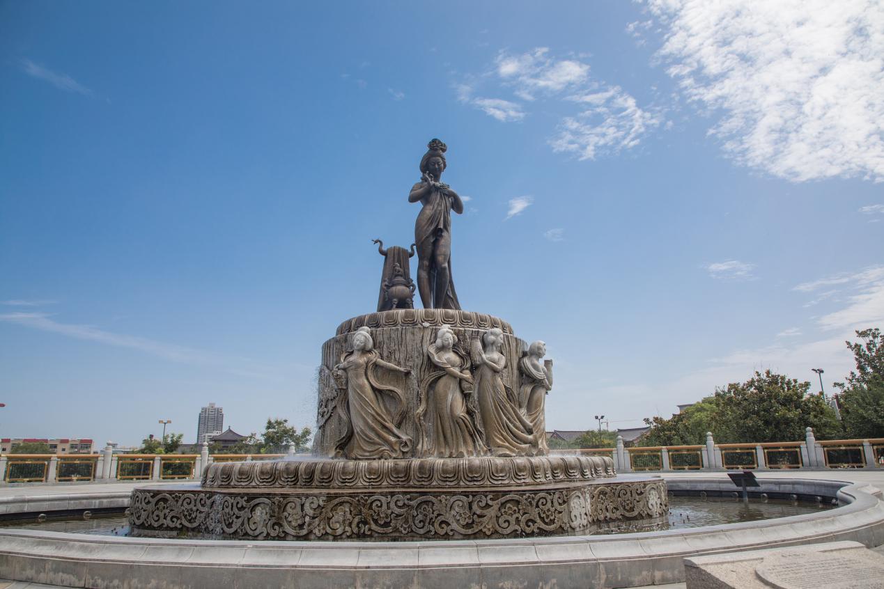 天然温泉、爱情故事，华清宫带你感受唐代慢生活