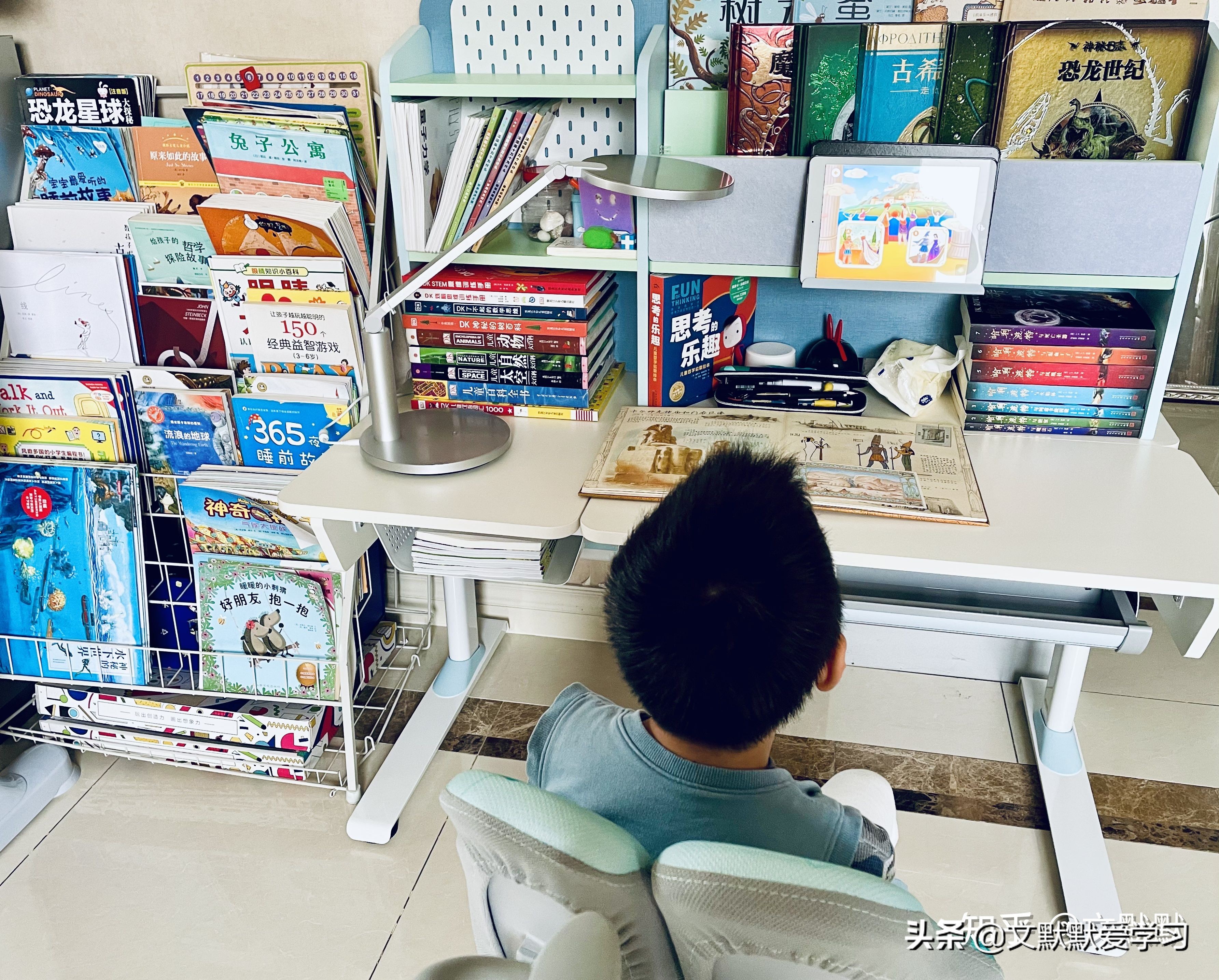 如何选儿童学习桌,孩视宝学习桌亲测
