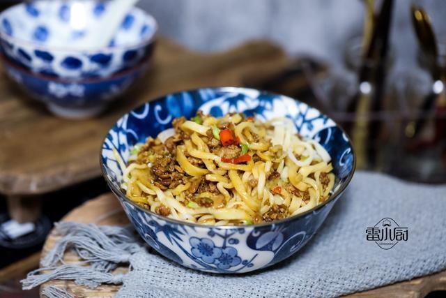 下班回家面食速成,下班回来自己做的面条