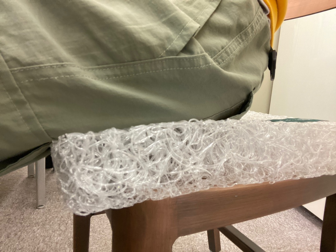 夏天屁股出疹子？试试“变态坐垫”，女同事夸赞：简直大姨妈神器