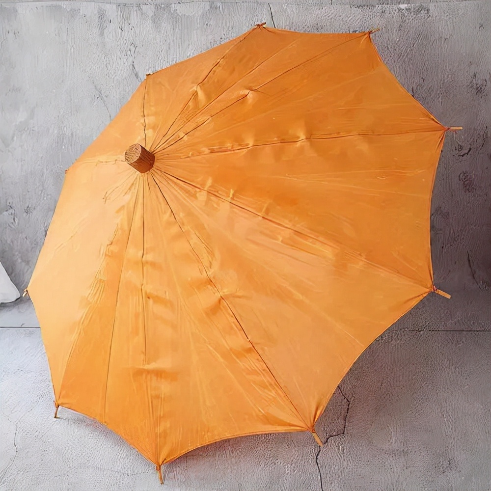 英雄连长做油布，整天抱怨团长不公，半年后懊悔：我错怪他了