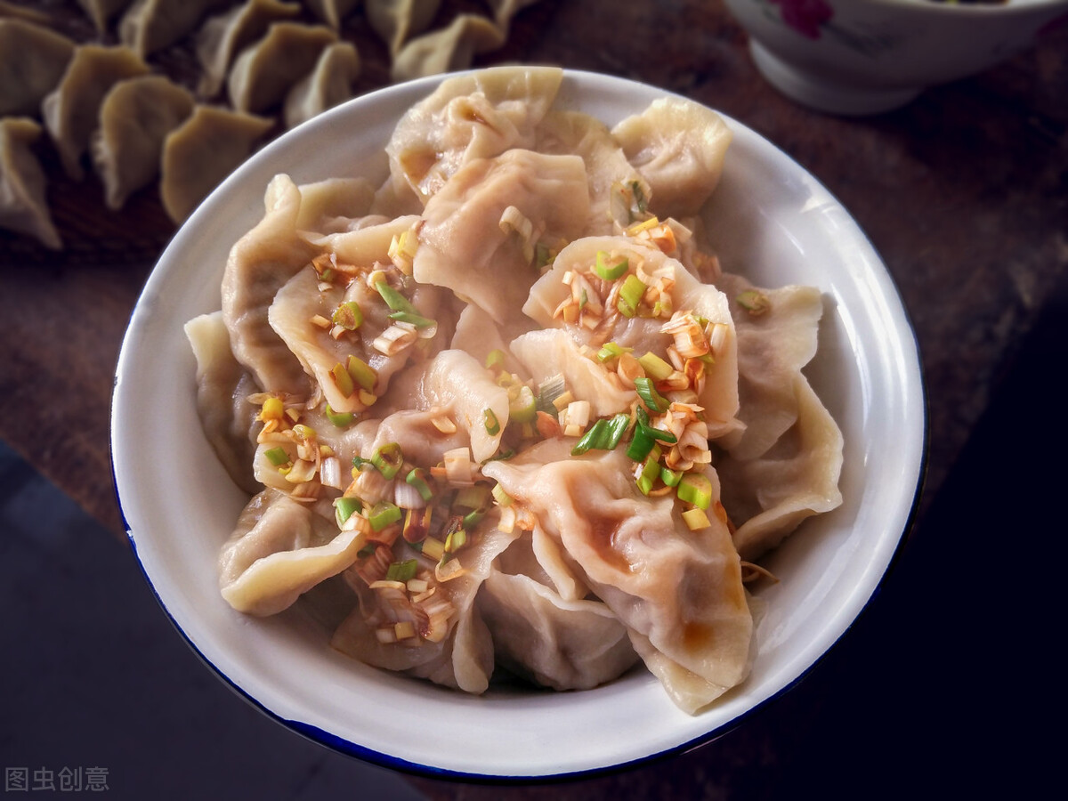 东北大娘开饺子馆，“饺子免费不要钱”，一年获利98万，你也可以