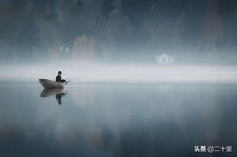 君子慎独不欺暗室,君子慎独不欺暗室卑以自牧