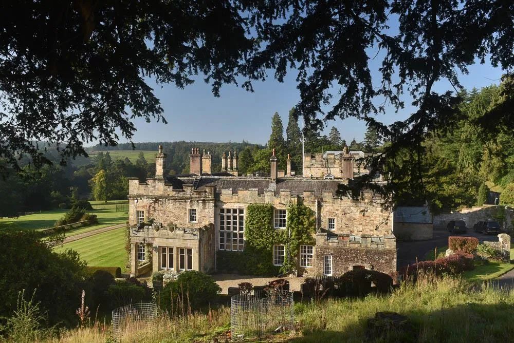 英国伦敦50亩的庄园别墅出售,英国300亩庄园出售