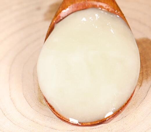 蜂蜜变硬就是假蜂蜜吗,蜂蜜变固体很硬好不好