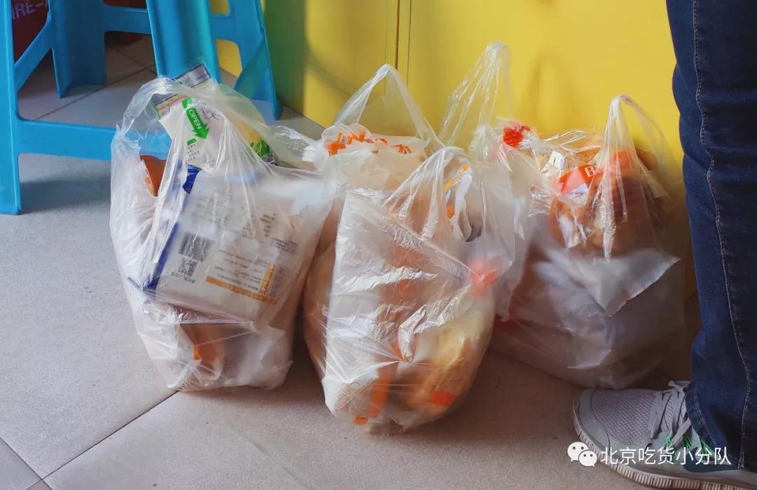 卖价在8至10元的工业面包,10元面包批发厂家