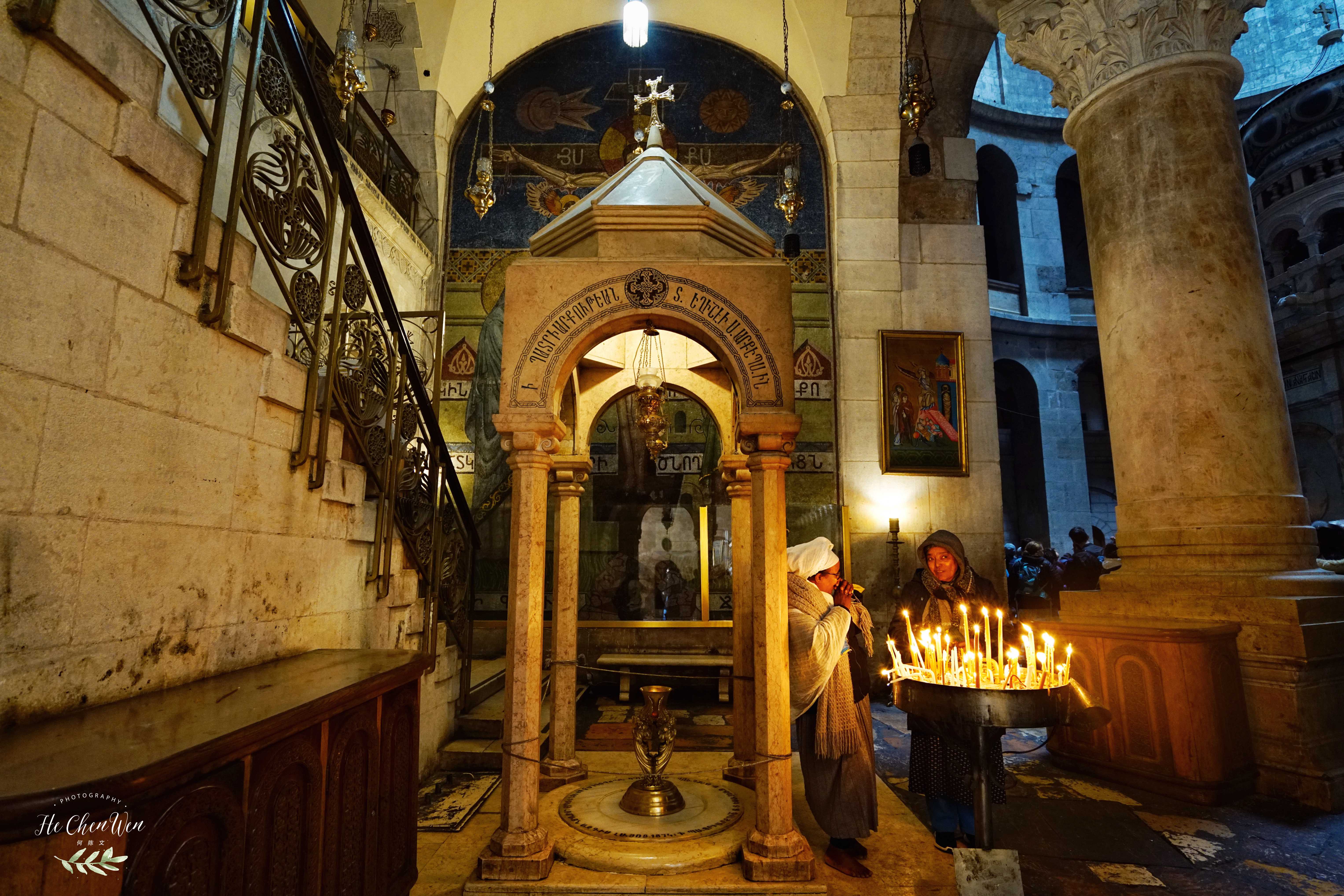 基督教圣地，耶稣在这里遇难、安葬、复活，信徒慕名而来