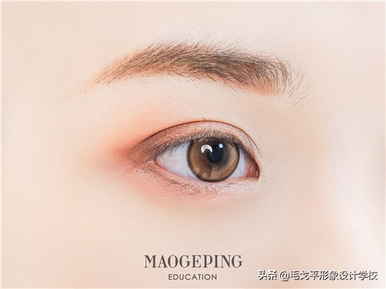 清爽蜜桃妆容,散发青春魅力粉红蜜桃妆容详解