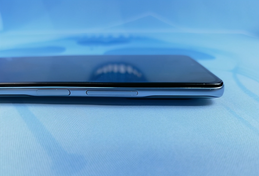 红米k40和真我gt相比较该如何选,真我gtneo和红米k40各方面对比