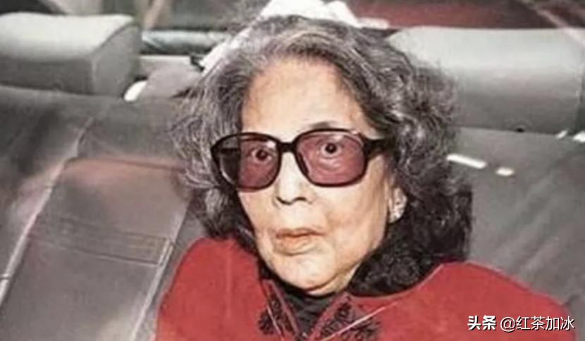 澳门赌王的发家史何鸿燊,赌王何鸿燊的一生传奇经历