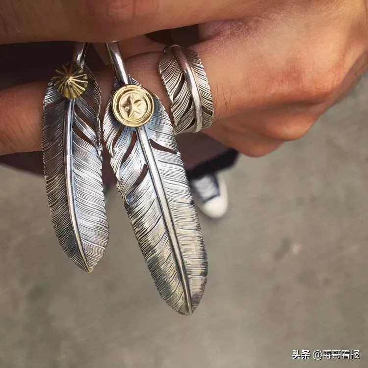 搞定这3类首饰，让你的穿搭脱颖而出