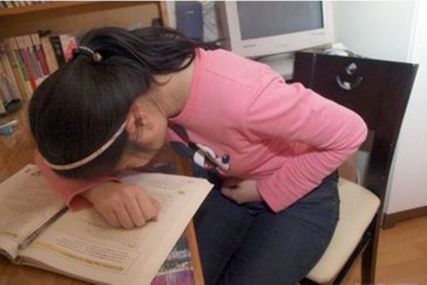 8岁女孩经常喊胃疼,14岁女孩经常胃疼做什么检查