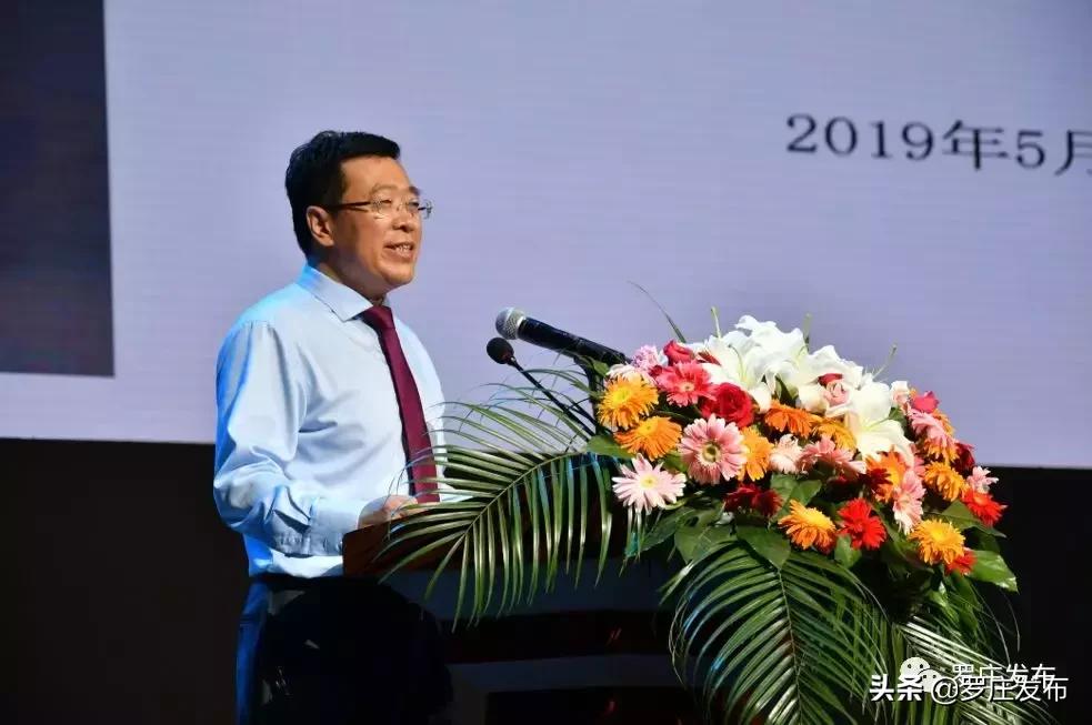 罗庄这个学校厉害了!!!看完好想去上学......