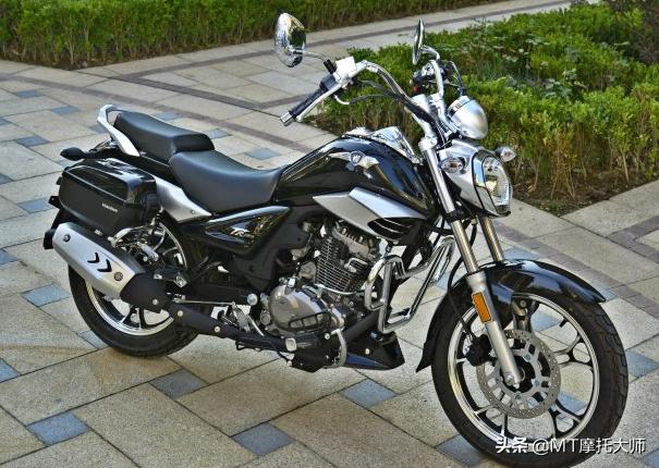 2022新款豪爵铃木多少钱,豪爵铃木tr300巡航太子落地价