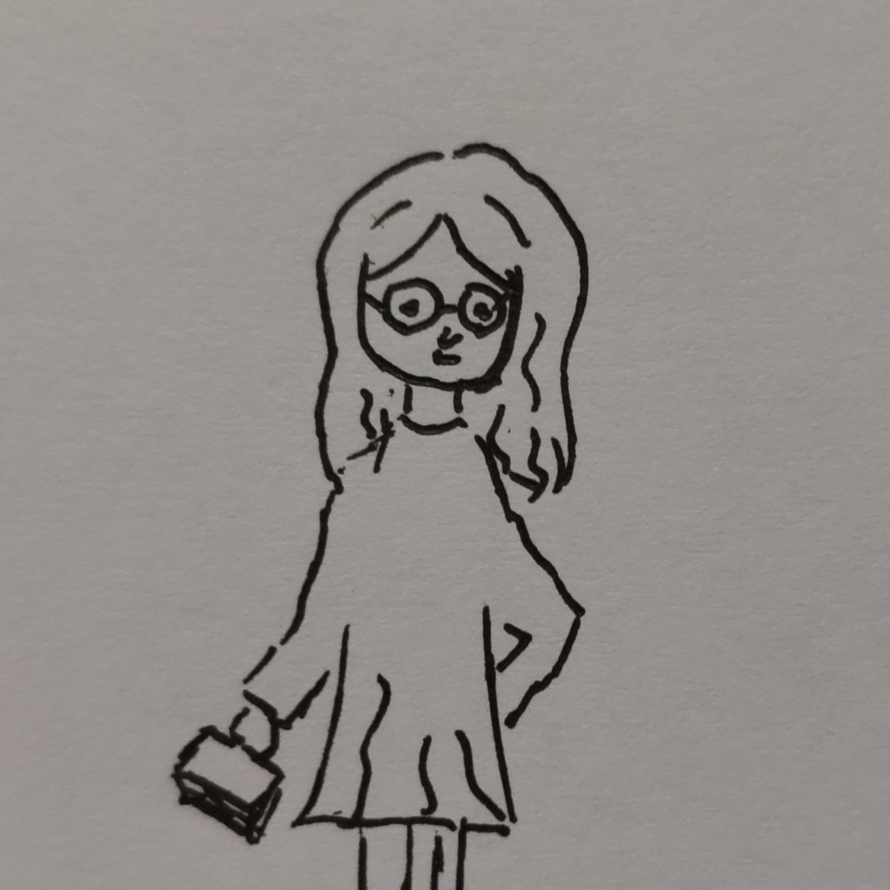 今天我进了嘟宝的卧室，准备像往常一样从抽屉拿出日记本