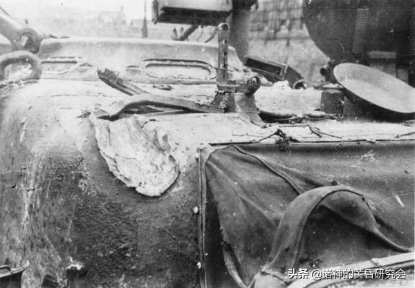 虎式坦克vs潘兴坦克谁更强,m26潘兴坦克vs虎式坦克