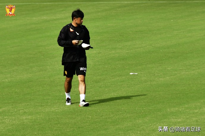 四川九牛官宣第13位球员加盟,四川九牛内外援最新足球消息