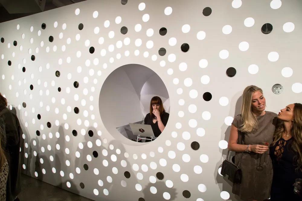 如何自己做个签到互动墙,互动墙创意技术方案