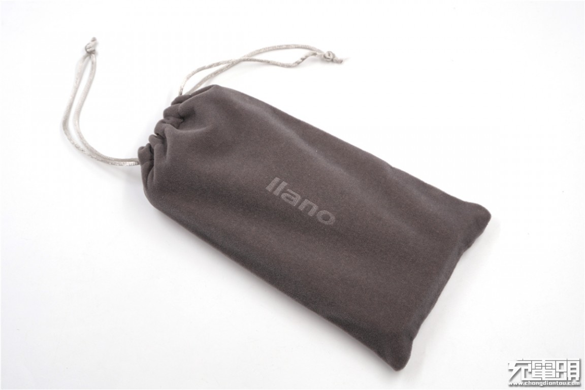 绿巨能22.5瓦充电器,绿巨能18w移动电源评测