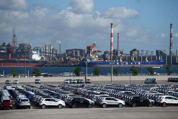 国六平行进口车到港,国6天津港平行进口车最新视频