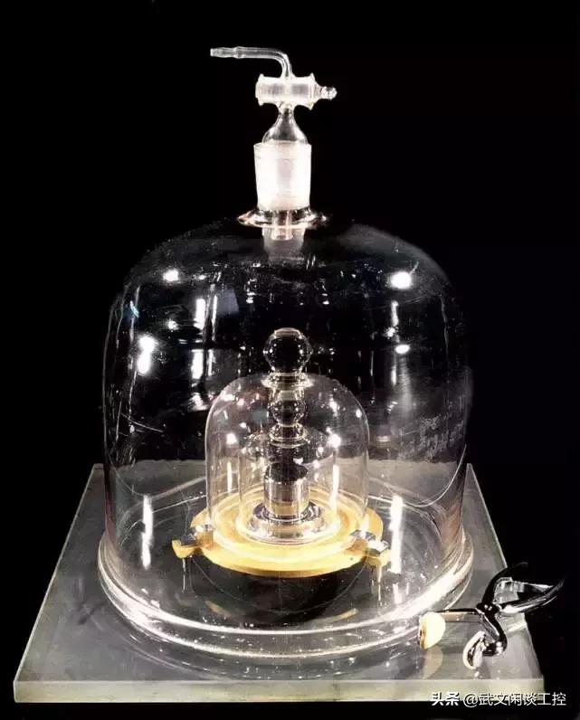 科学家做出世界上最圆的球,史上最圆的球有多圆