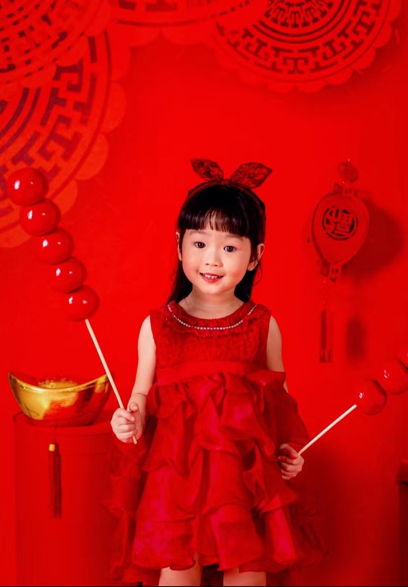 白墙可爱拍照姿势,小孩拍照姿势可爱