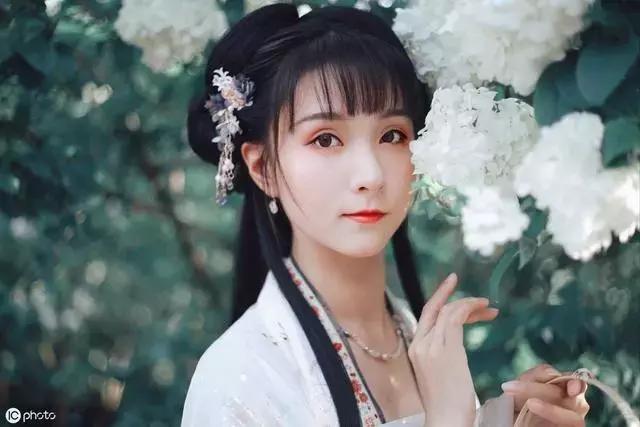 汉服制作教程从哪里开始学,用汉服布料自制汉服