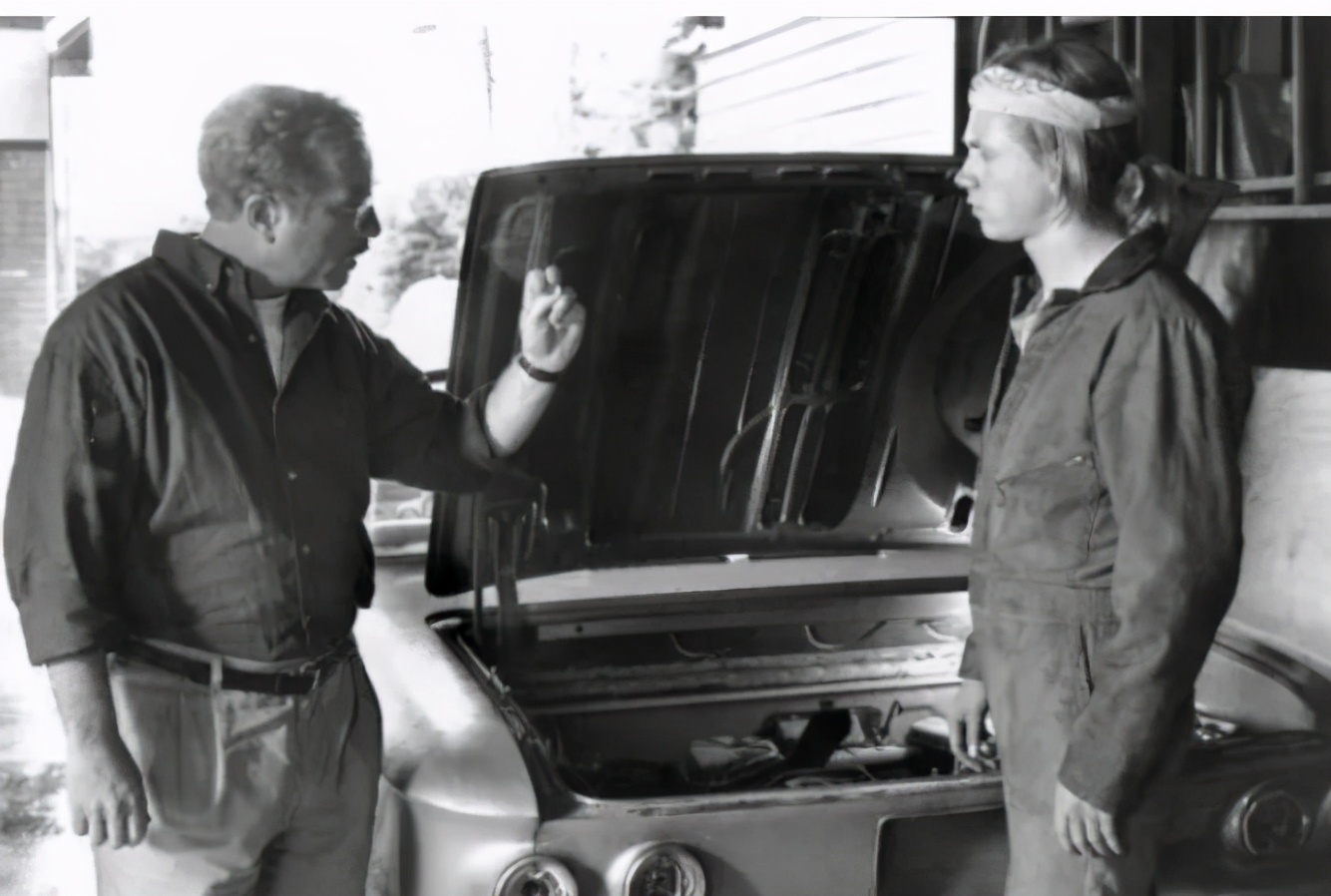 聋哑世界的“通灵人”：一年5万次伸张正义