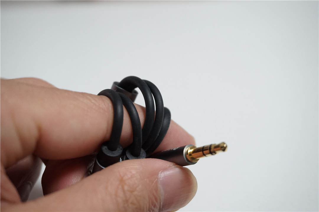 毕亚兹usb共享切换器教程,毕亚兹type-c分线器