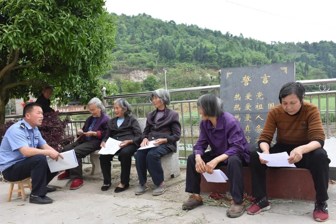 从“一村一辅警”“邵阳快警”到“宝庆大叔”，看邵阳治安的蝶变