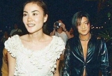 王菲和谢霆锋是真爱吗结婚了吗,王菲谢霆锋是真的领结婚证了吗