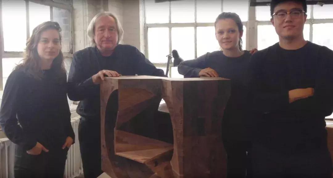 鏋椾腑灏忓眿甯冪疆,鏋椾腑灏忓眿涓紡