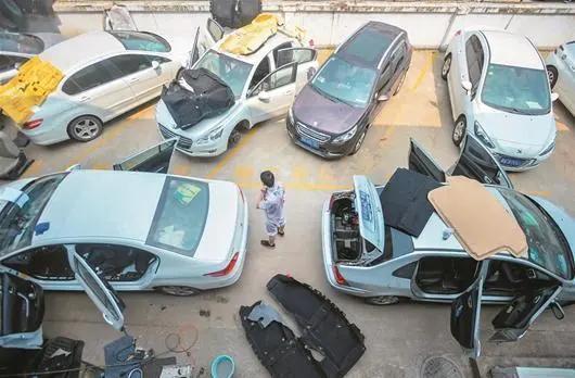 汽车天窗漏水,爱车漏水怎么办