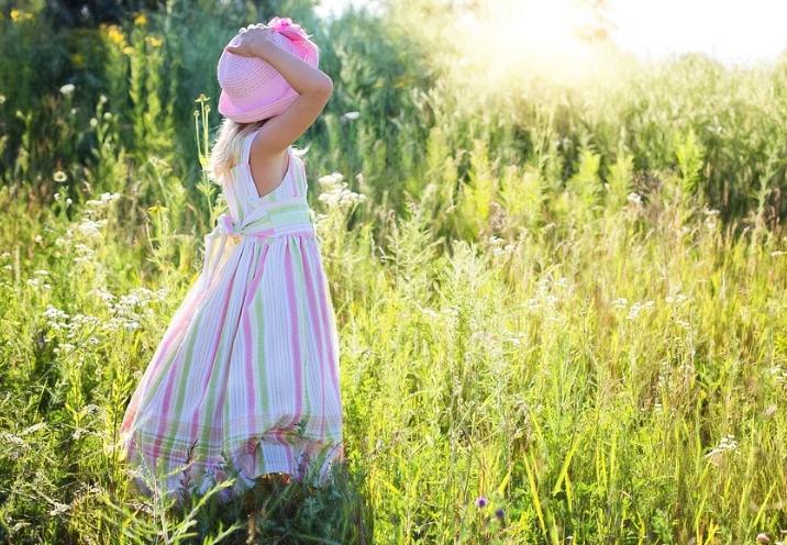 这几种衣服别再给孩子穿了,啥样的衣服适合儿童穿