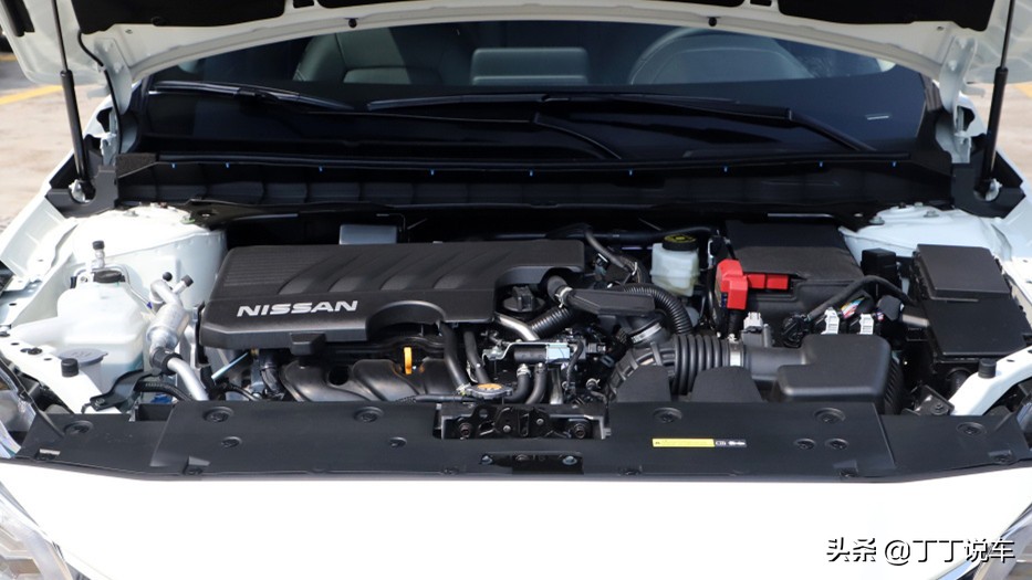 日产天籁2.0自吸对比雅阁,天籁自吸中配和顶配的差别