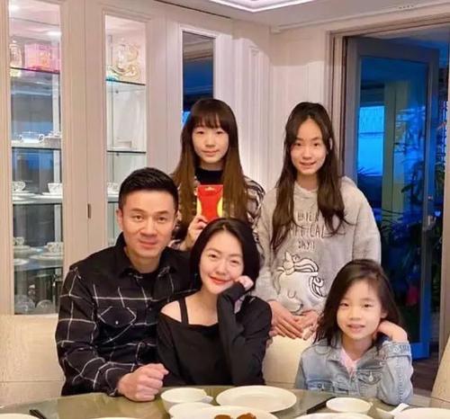 台湾主持人小s简历,台湾名嘴小s