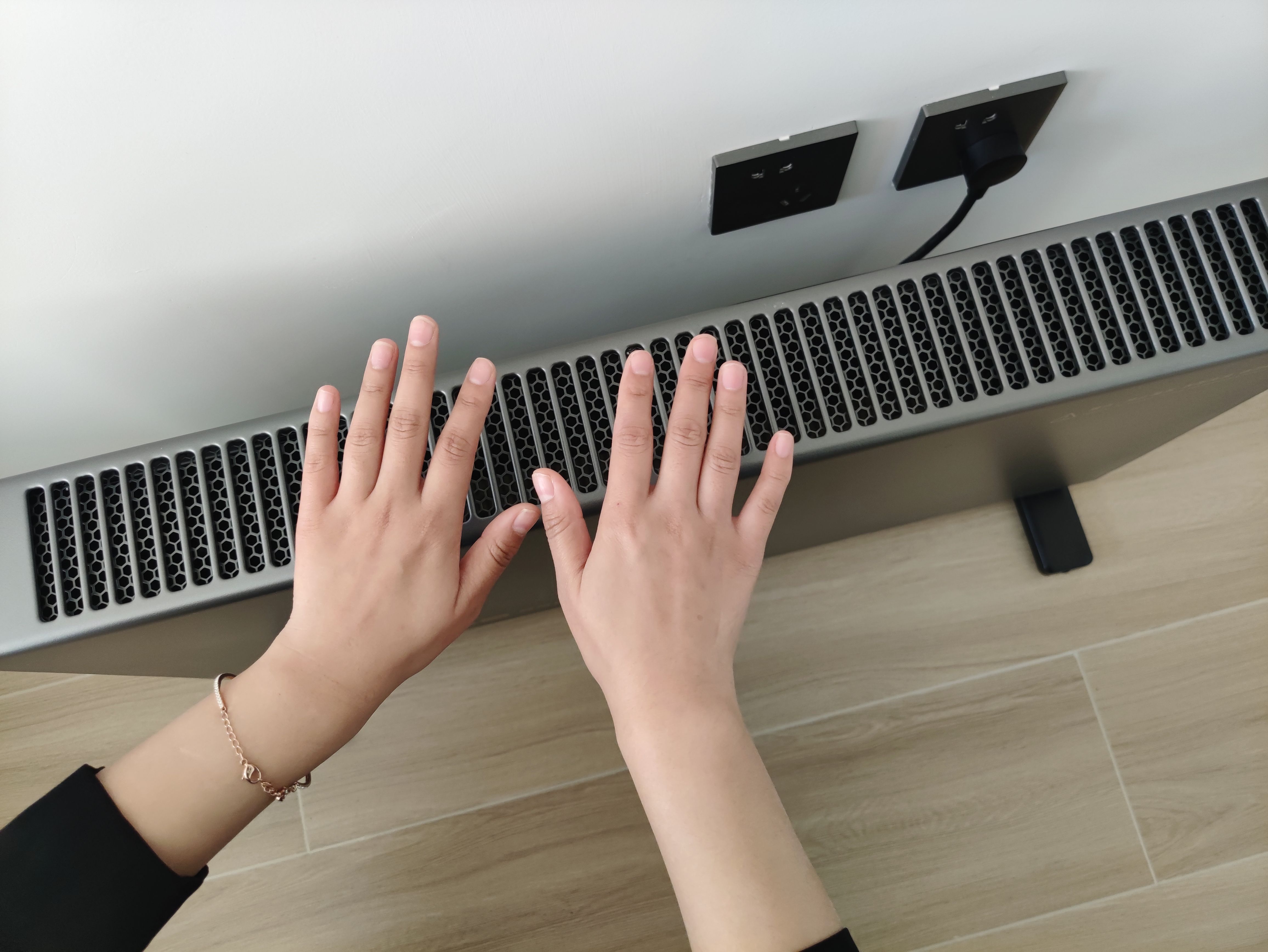 石墨烯节能高温辐射电暖器,云米石墨烯ai取暖器不升温