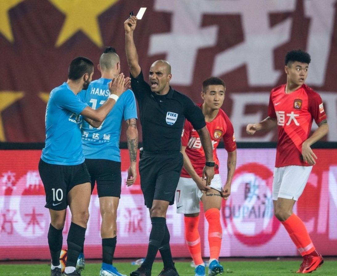 恒大为何强,大连一方3比0广州恒大