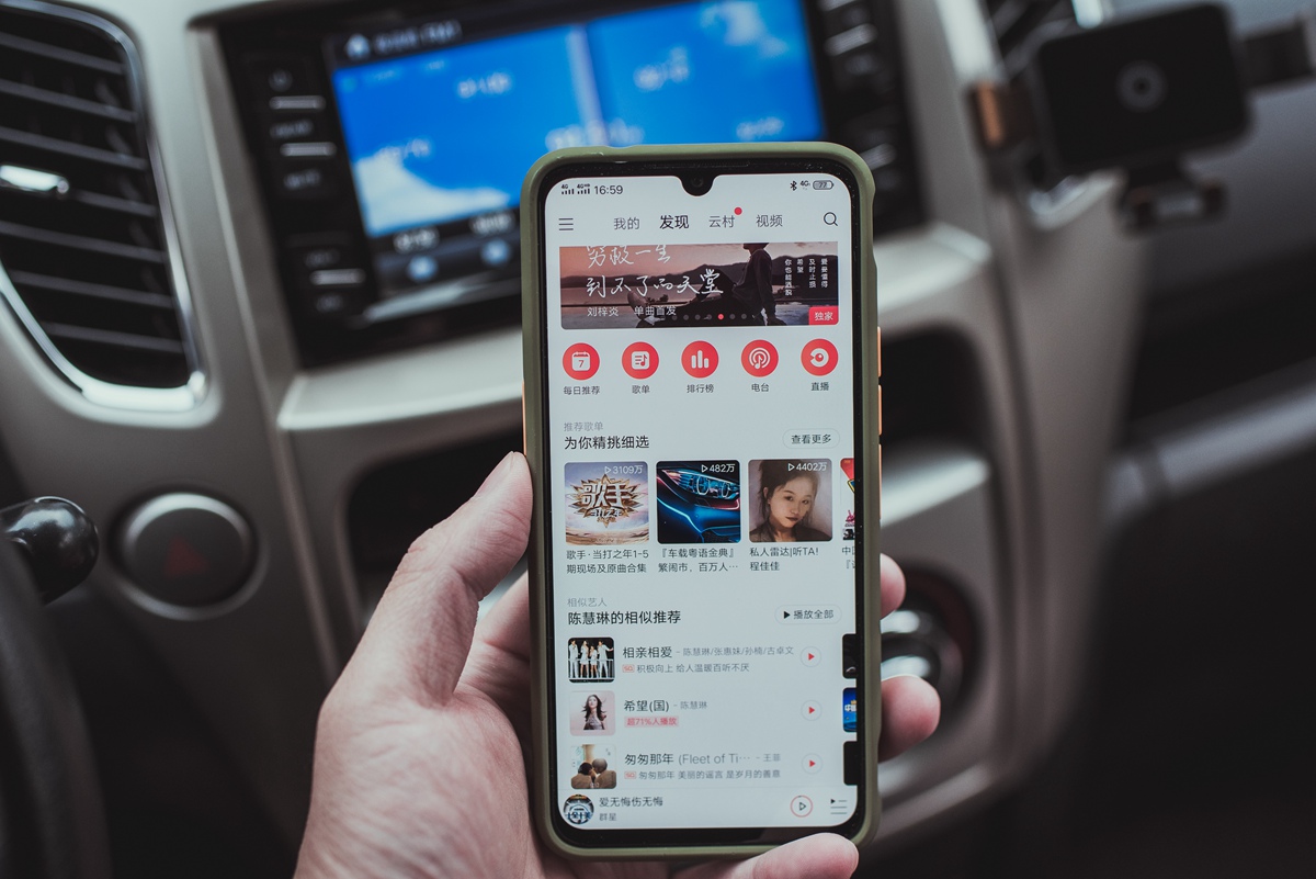 逼格100实用0分，苹果官方*用御**配件，它的好只有资深果粉懂